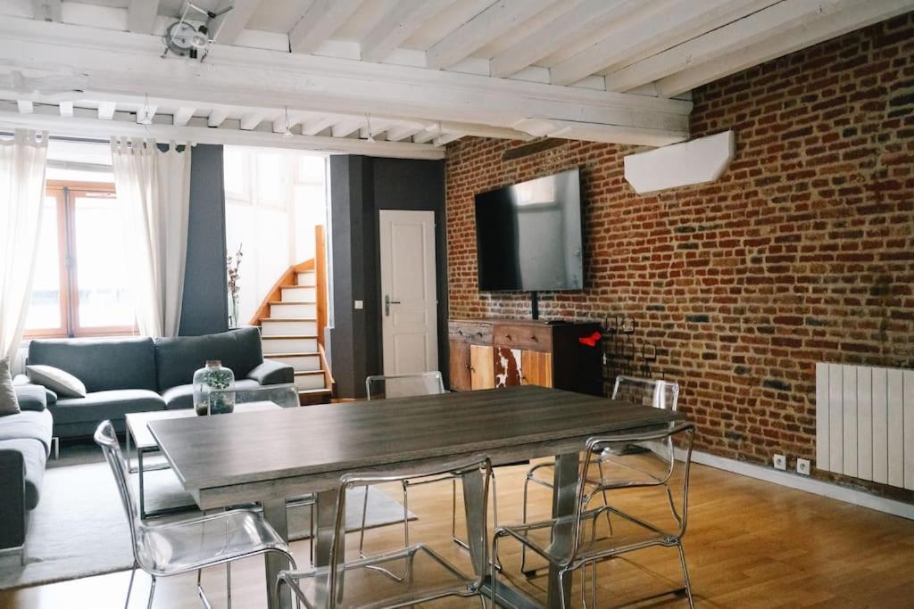 Magnifique Duplex De 90M² Au Coeur De Lille Apartment Luaran gambar